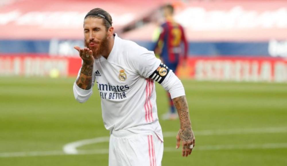 Sergio Ramos: El defensor español finaliza su contrato con el Real Madrid y por ahora no hay acuerdo para su renovación.