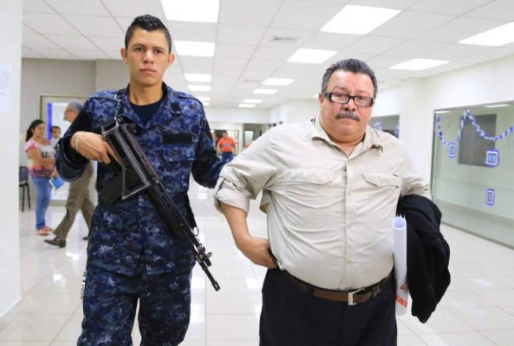 El Tribunal de Sentencia declaró fracasada la solicitud de revisión de medidas solicitadas por la defensa del exalcalde de San Pedro Sula, Óscar Kilgore. Kilgore continúa en prisión en el centro penal de San Pedro Sula.