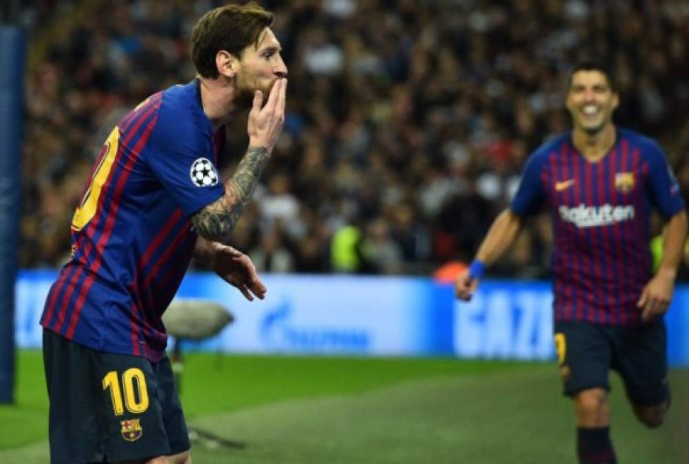 La celebración de Lionel Messi ha causado revuelo ya que se encargó de dar un beso frente a las cámara de transmisión del juego.
