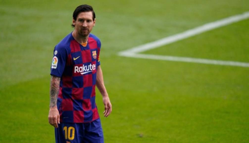 'Tras los últimos acontecimientos, Messi reconsidera todo para las negociaciones y la idea que tiene el argentino es acabar estos cinco partidos, jugar la temporada que viene y marcharse', indica la Cadena Ser de España.