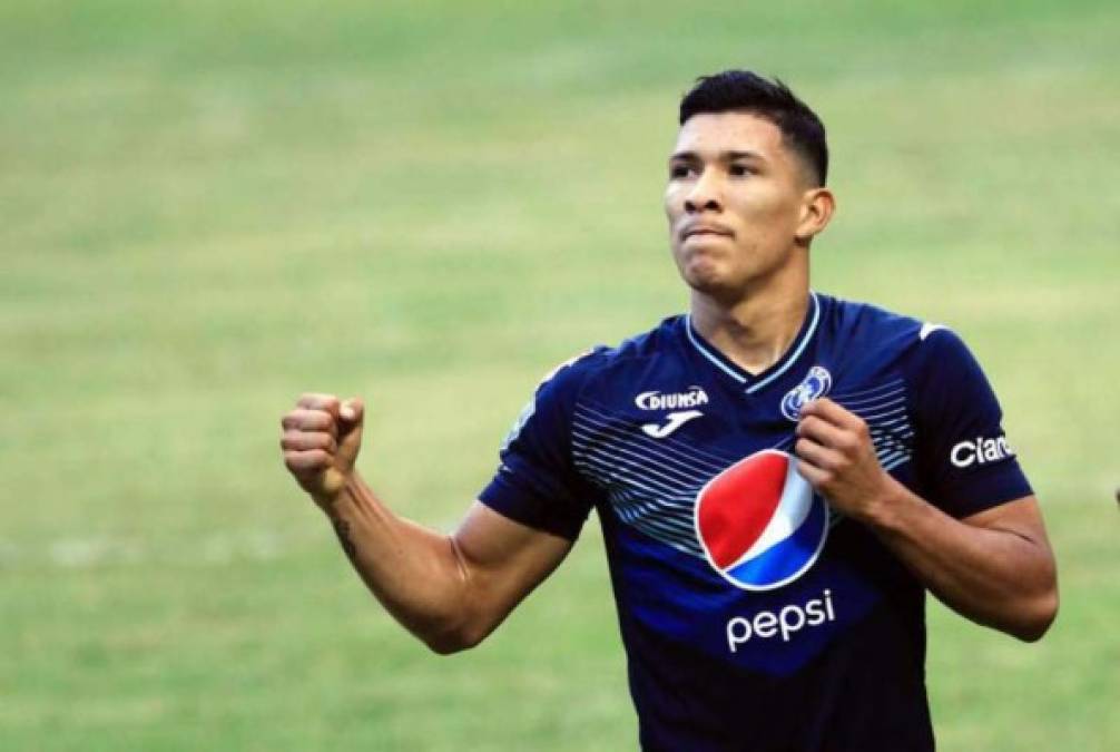 Kevin López: Veloz mediocampista por la banda derecha.