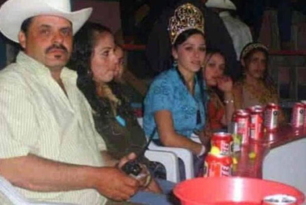 La captura de Joaquín “El Chapo” Guzmán ha tomado la atención de los medios y la sociedad, pero no sólo a él. En las últimas horas ha sonado el nombre de Emma Coronel.