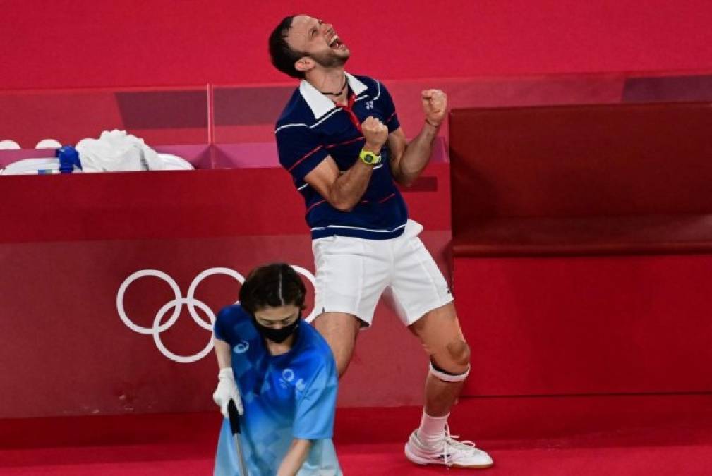 El rival de Cordón en semifinales saldrá del cruce entre el danés Viktor Axelsen, tercer jugador mundial, y el chino Shi Yu Qi, undécimo. Si gana, el guatemalteco jugará por el oro; si pierde, por el bronce.