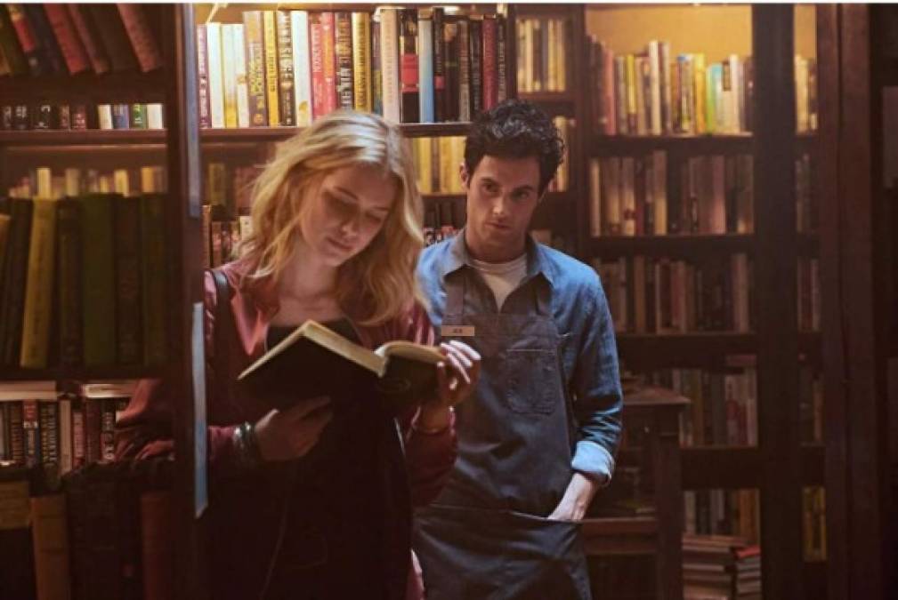 9. You tendrá una segunda temporada, según informó Deadline. You está basada en el libro homónimo de Caroline Kepnes, la nueva temporada estará basada en el libro Hidden Bodies.