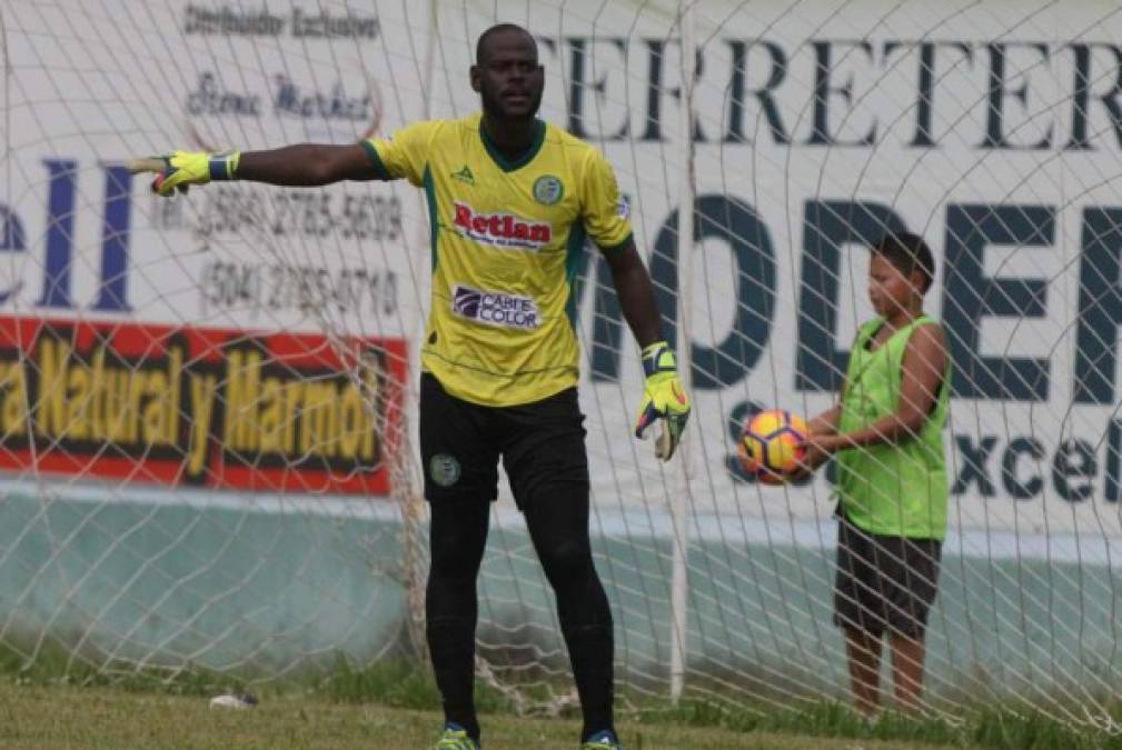 Jan-Michael Williams: El portero finalizó su contrato con el Juticalpa y todo indica que no seguirá en el equipo canechero.