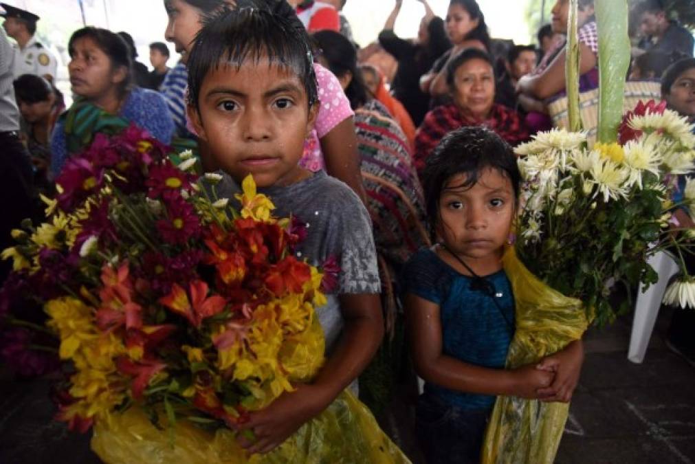 La erupción del volcán de Fuego ha cobrado la vida de 101 personas hasta el momento.