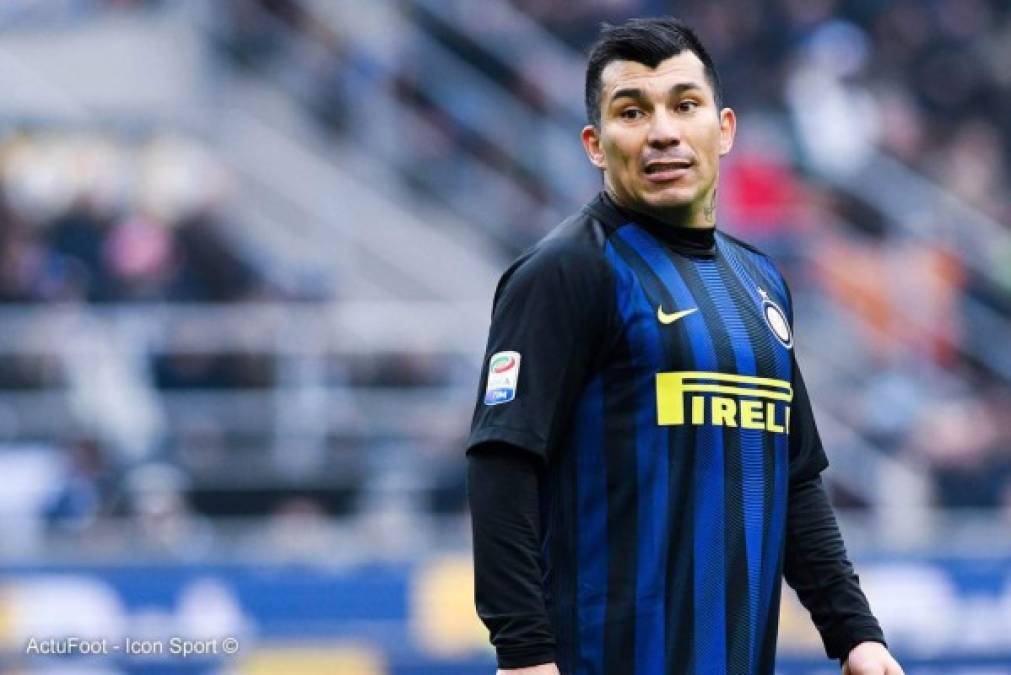 Según los medios italianos, los dirigentes de Inter y Besiktas han tenido una reunión en Milán para tratar el pase de Gary Medel. El fichaje es prácticamente un hecho según estas informaciones.