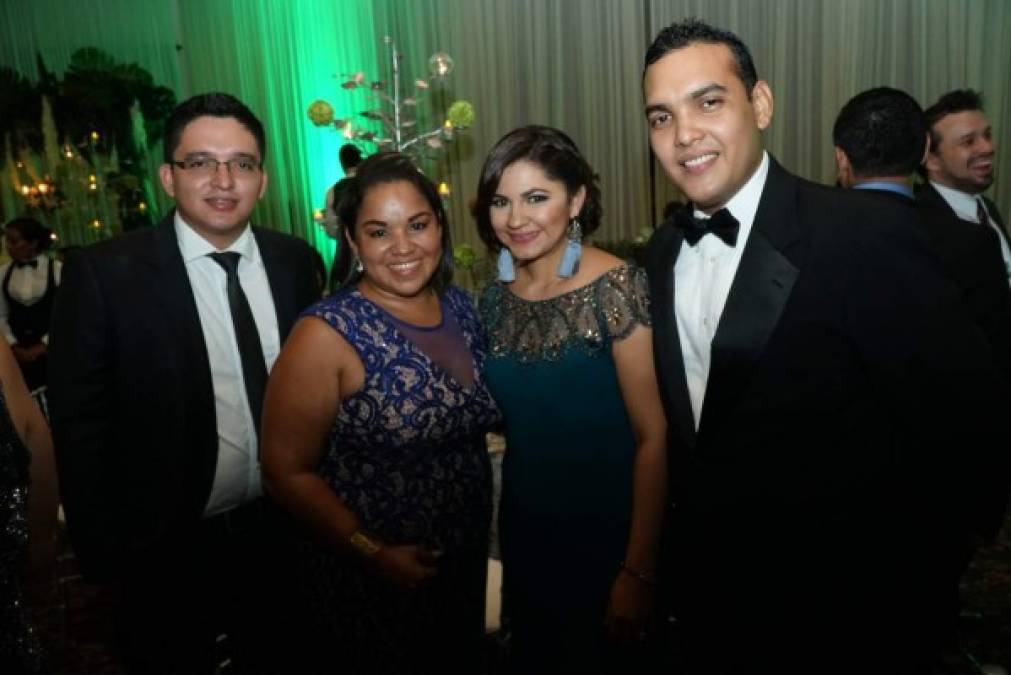 Víctor Angelino, Dania Banegas, Michelle Maradiaga y Jair Hernández.