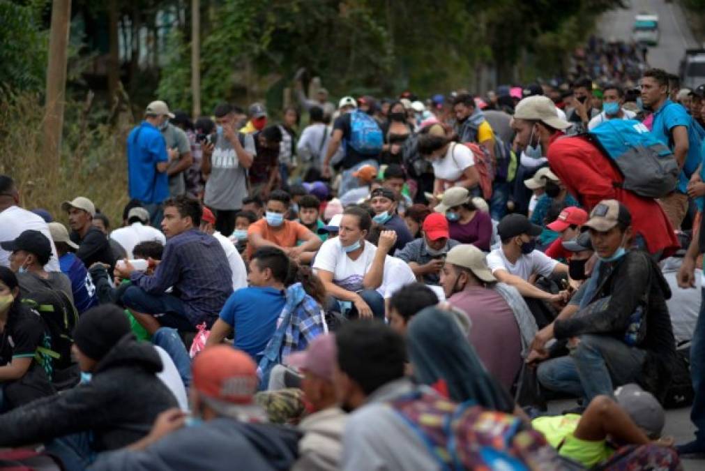 Tras sobrepasar la frontera, la caravana avanza actualmente sobre el departamento de Chiquimula para trazar una ruta a México, en primer lugar, y posteriormente a Estados Unidos.