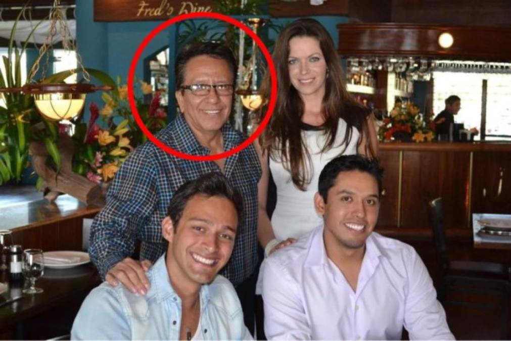 Iván Gabriel con su esposa y tío Jesús Salas en una foto de Twitter.