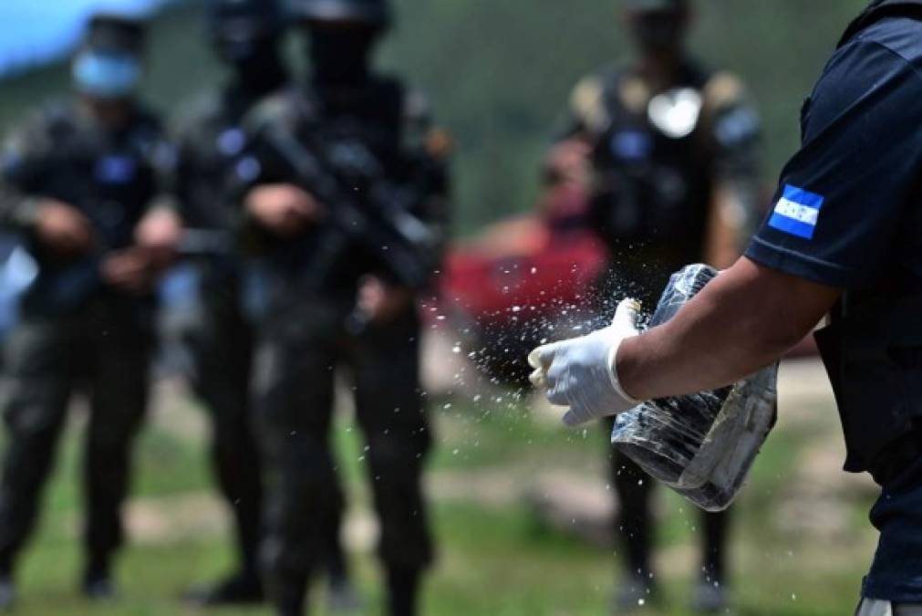 Mario Rivera, portavoz de Poliía Militar detalló que Honduras ha decomisado más de 1,300 kilos de cocaína en lo que va del año 2020.
