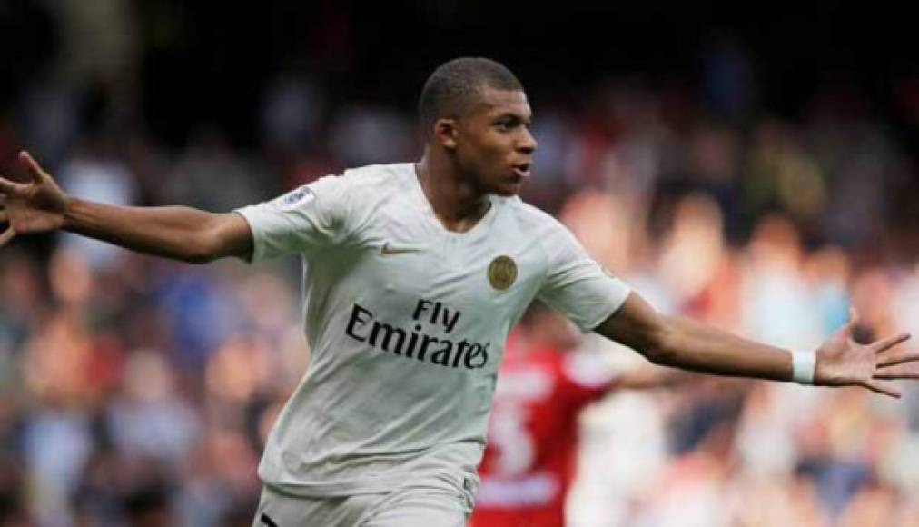 La otra condición de Mbappé que ha salido a la luz pública es que habría pedido usar el dorsal 7 en el Real Madrid. En la presente campaña este número lo tiene el delantero Mariano.