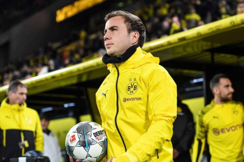 Mario Götze tendrá una nueva oportunidad en la Bundesliga. Según Sport Bild, el centrocampista alemán, que se encuentra sin equipo tras haber sido dado de baja por el Borussia Dortmund, está muy cerca de concretar su llegada como agente libre al Hertha de Berlín.