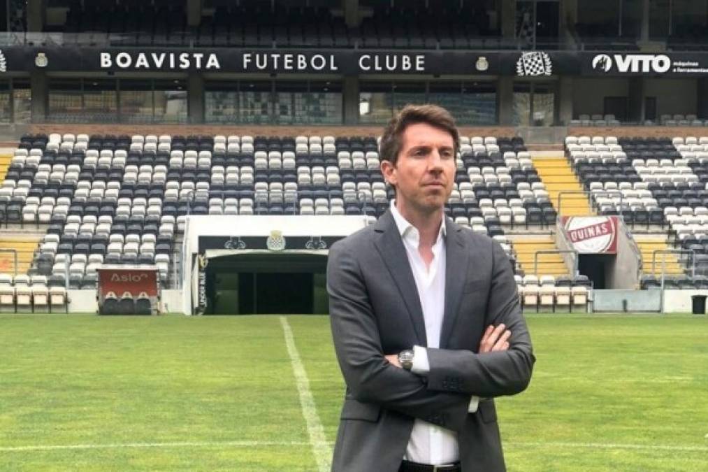 Vasco Seabra es el entrenador del Boavista y conoció este día personalmente al atacante hondureño Jorge Benguché.