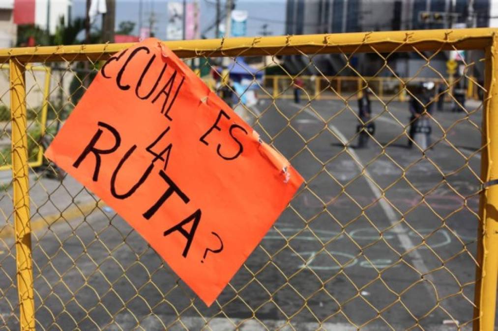 Los accesos a casa presidencial están cerrados.