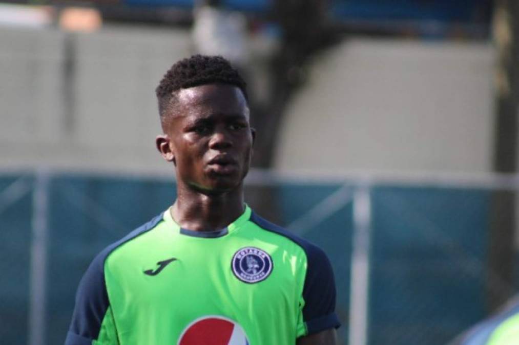 El Motagua se ha hecho con la ficha total del joven mediocampista Jonathan Núñez, de 20 años, quien estaba a préstamo en el club azul. El futbolista pertenecía a la escuela Wilson Palacios de La Ceiba.