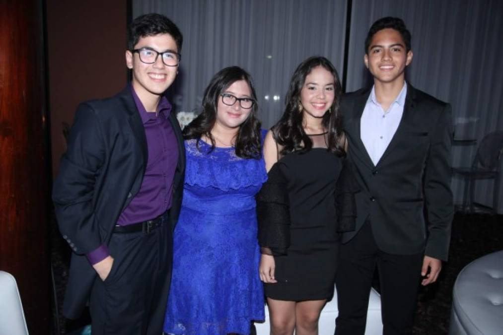 Marlon Castro, Andrea Osorto, Fabiana Rivera y Kevin Banegas.