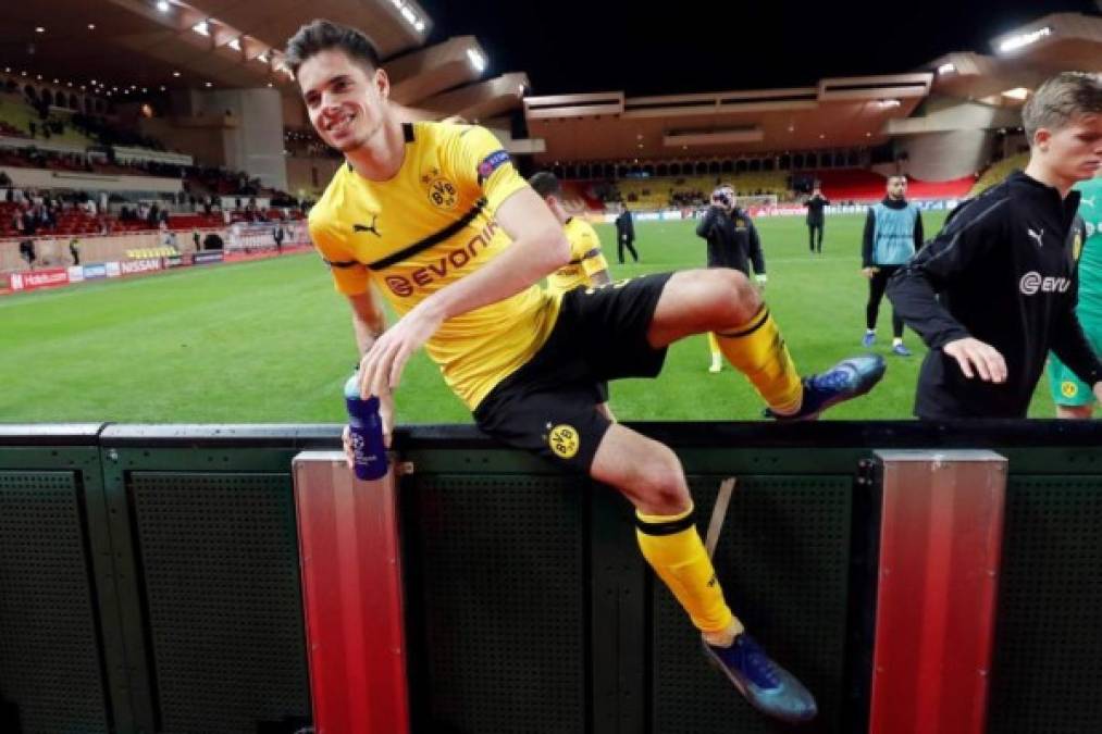 Según apunta Foorball London, el Arsenal realizará un tercer intento por contratar al centrocampista Julian Weigl (23 años). Hasta ahora el Borussia Dortmund, al que el jugador alemán está vinculado hasta 2021, ha rechazado todos los sondeos del club londinense.