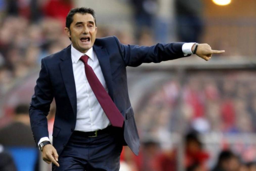 Ernesto Valverde: El entrenador es el fuerte candidato para asumir las riendas del Barcelona en la próxima campaña y hoy se informa que en los próximos quince días, le comunicará al Athletic si decide continuar por una temporada más o pone fin a su ciclo en San Mamés. Si decide que no, todo apunta a que llegara al Barcelona.