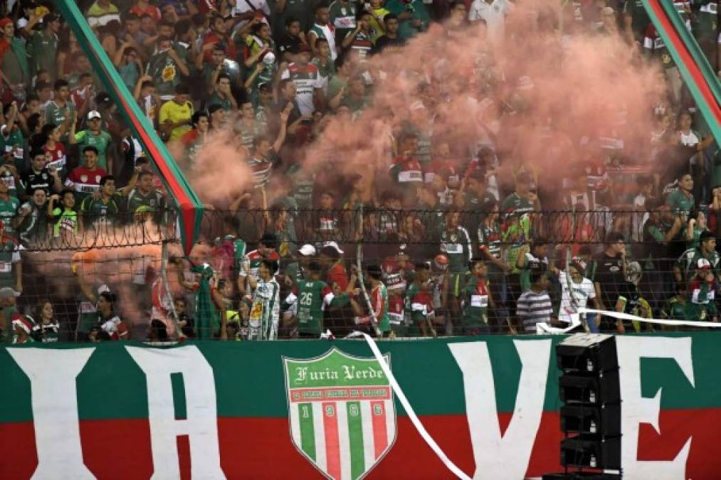 Los aficionados del Marathón llegaron en gran cantidad al estadio Olímpico para apoyar a su equipo.