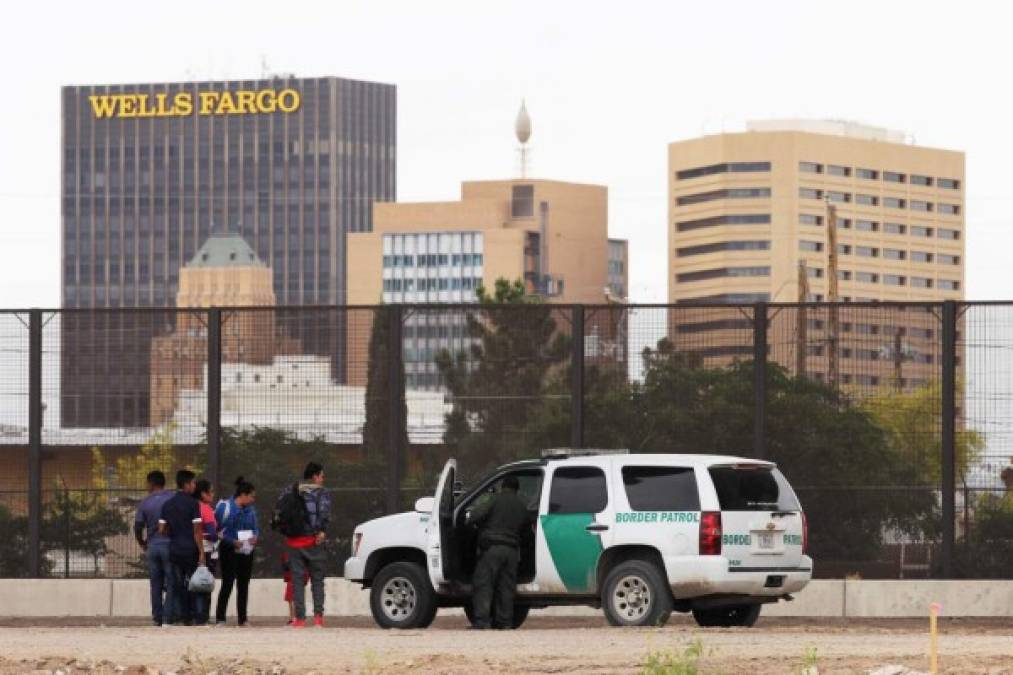 El presidente estadounidense, Donald Trump, decretó una emergencia nacional en la frontera para acelerar la aprobación de fondos para construir un muro, con el que busca frenar la llegada de inmigrantes.