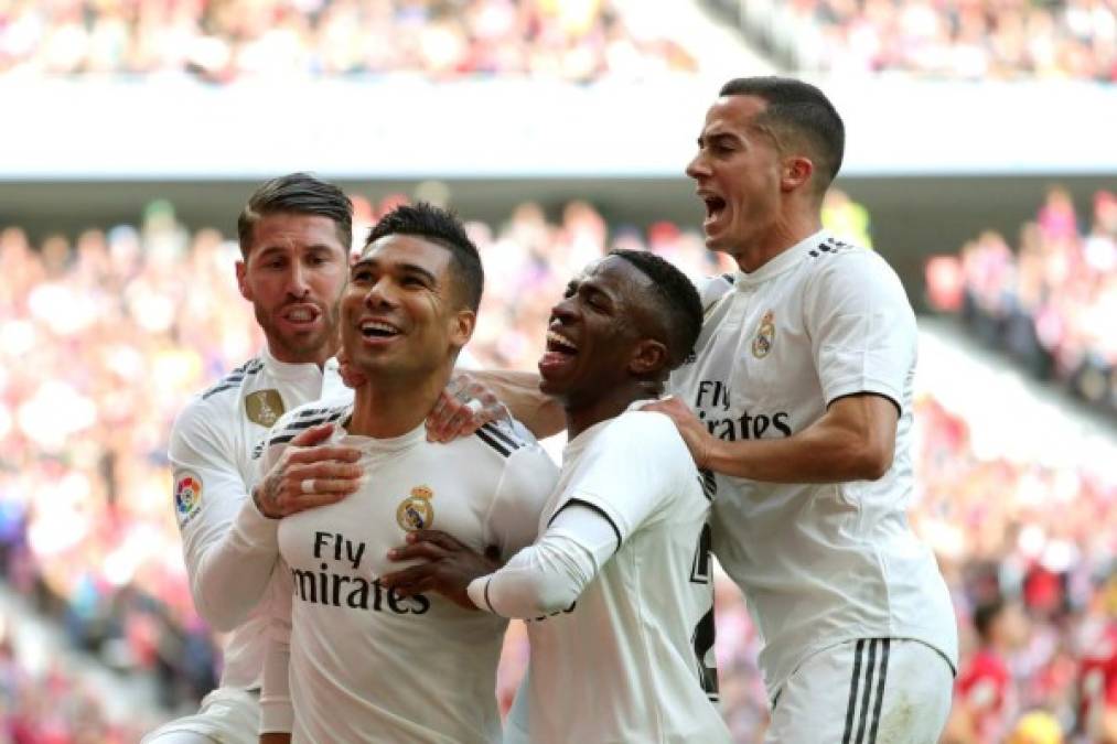 Casemiro festejando el primer gol del partido que se dio en el minuto 16 de la primera parte.