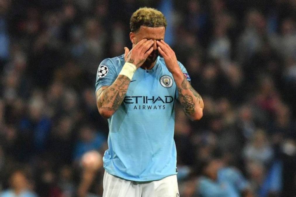 Kyle Walker acabó llorando tras el final del partido.