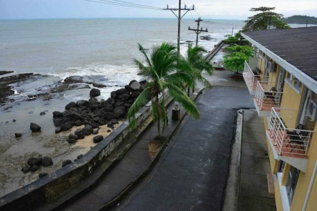 Costa Rica declaró emergencia nacional el miércoles en la noche, horas antes de la llegada de Otto, que amenaza su costa del Caribe y pueblos norteños.
