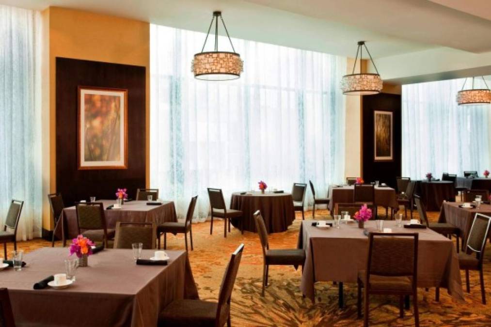 Así es el área de comedor del hotel que escogió la H en la ciudad de Denver. Foto www.marriott.com