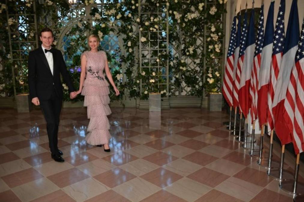 Ivanka llegó al evento de la mano de su esposo, el también asesor presidencial Jared Kushner.