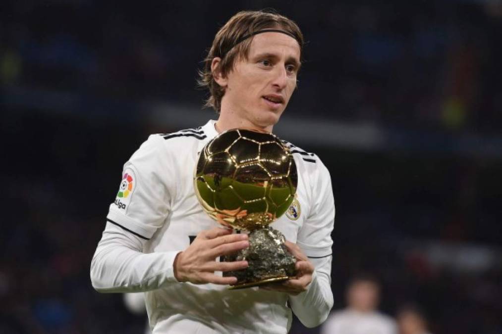Luka Modric, luego de conquistar el Balón de Oro, tuvo una temporada para el olvido y si se consuma el fichaje de Paul Pogba, el croata pasaría a ser suplente.