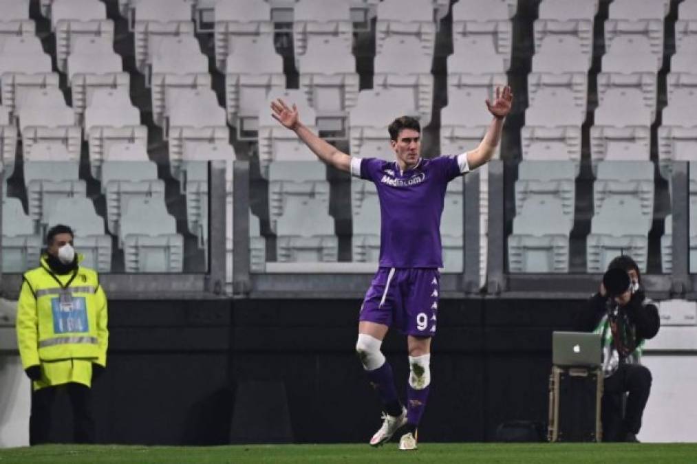 Dusan Vlahovic: El Atlético de Madrid, Milan y Tottenham están interesados en fichar al atacante serbio que destacó en la campaña pasada con la Fiorentina. Foto AFP.