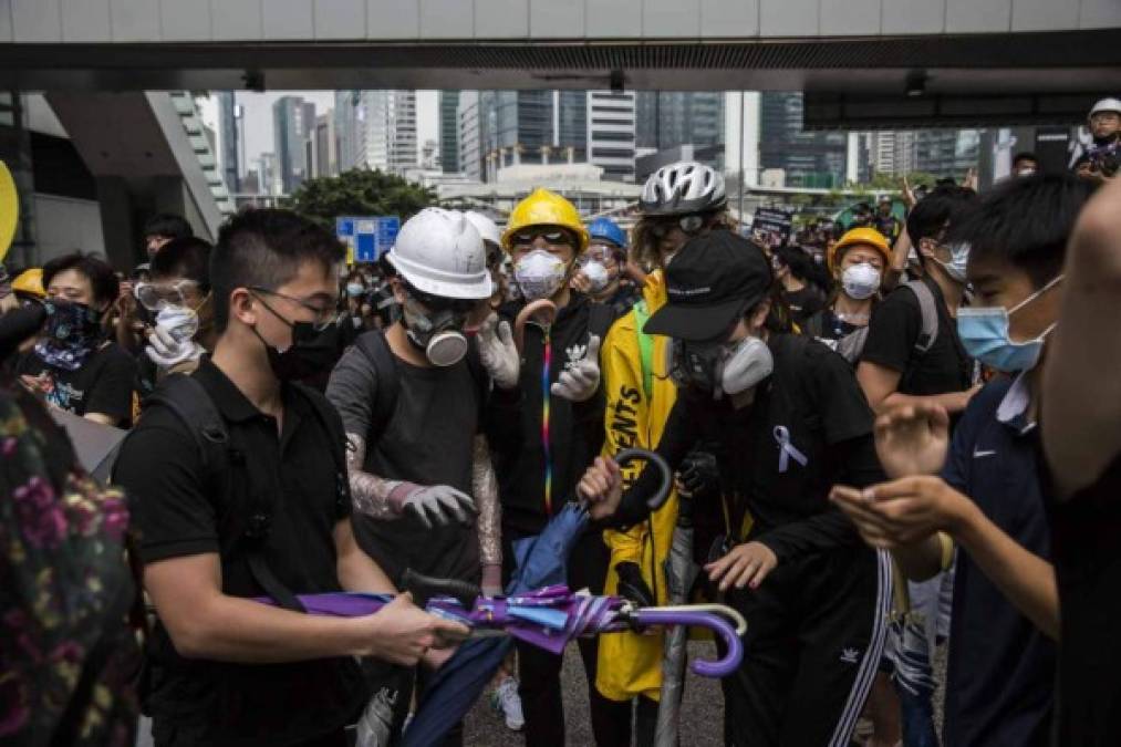 En Washington, el presidente estadounidense Donald Trump afirmó que tiene la intención de hablar sobre las manifestaciones en Hong Kong con su homólogo chino Xi Jinping durante la cumbre del G20 a fines de junio en Japón, según el secretario de Estado, Mike Pompeo.