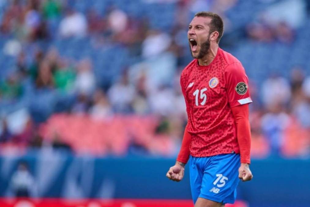 Francisco Calvo: Defensor de la selección de Costa Rica. Foto Twitter @CNationsLeague