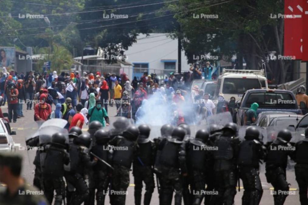 Momentos de tensión se viven en la capital de la República.