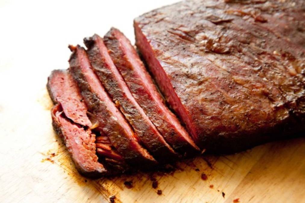 Después de años de estudios, la carne fue incluida por la Organización Mundial de la Salud (OMS) en su lista de agentes que pueden causar cáncer. El corned-beef es uno de los alimentos señalados por la OMS.