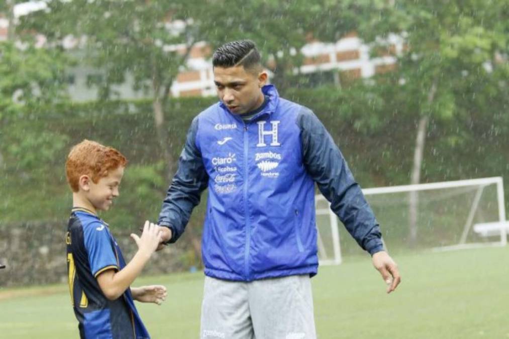 Emilio Izaguirre: El jugador del Motagua es el más experimentado y estará como lateral por la banda izquierda.