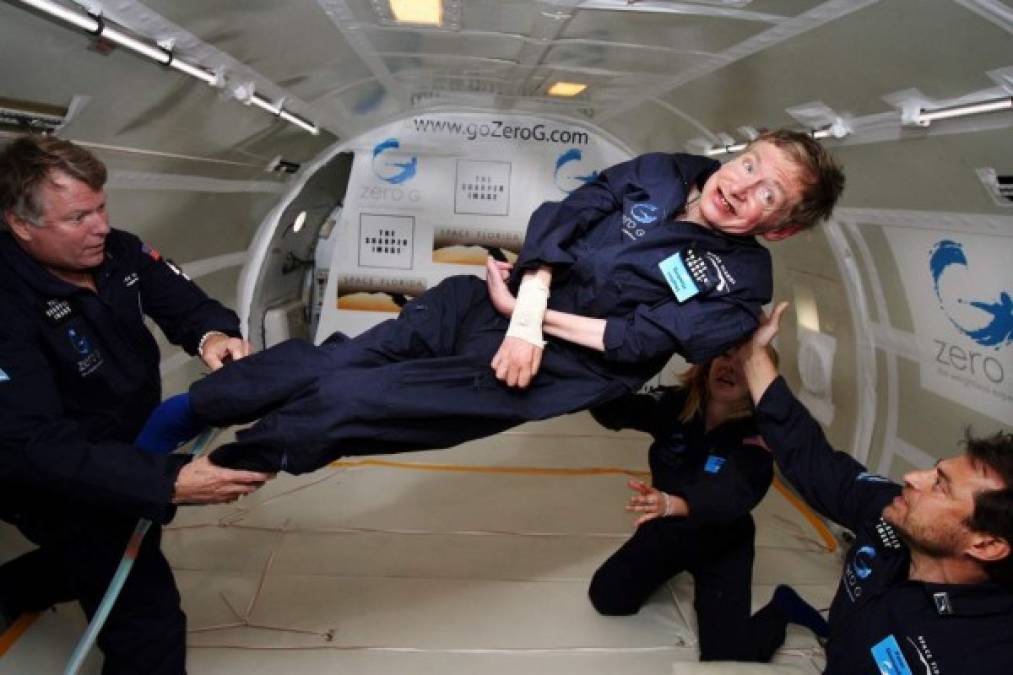 (FILES) In this file photo taken on April 26, 2007 and released by Zero G, British cosmologist Stephen Hawking experiences zero gravity during a flight over the Atlantic Ocean. 'It was amazing ... I could have gone on and on,' Hawking, 65, said after riding for two hours on a modified jet that flew a rollercoaster trajectory to create the impression of microgravity. <br/> Renowned British physicist Stephen Hawking has died at age 76, a family spokesman said Wednesday, March 14, 2018. We are deeply saddened that our beloved father passed away today,' professor Hawking's children, Lucy, Robert, and Tim said in a statement carried by Britain's Press Association news agency. 'He was a great scientist and an extraordinary man whose work and legacy will live on for many years.'<br/> / AFP PHOTO / ZERO G / ZERO G