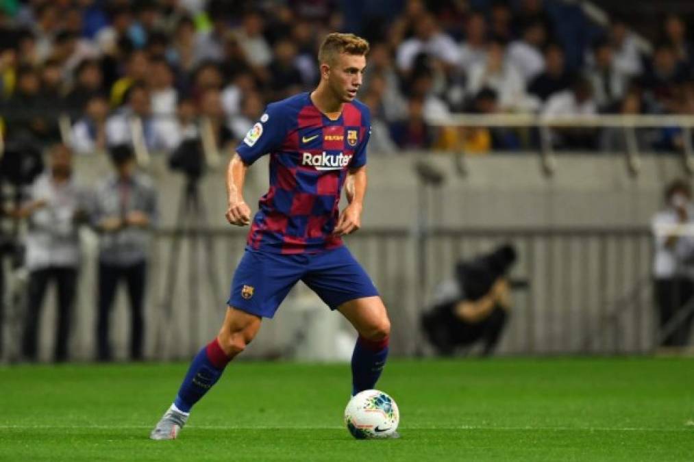 El canterano del Barcelona, Oriol Busquets dejaría el club blaugrana para jugar una temporada cedido en el Twente de Holanda, según publicó el diario español Mundo Deportivo.