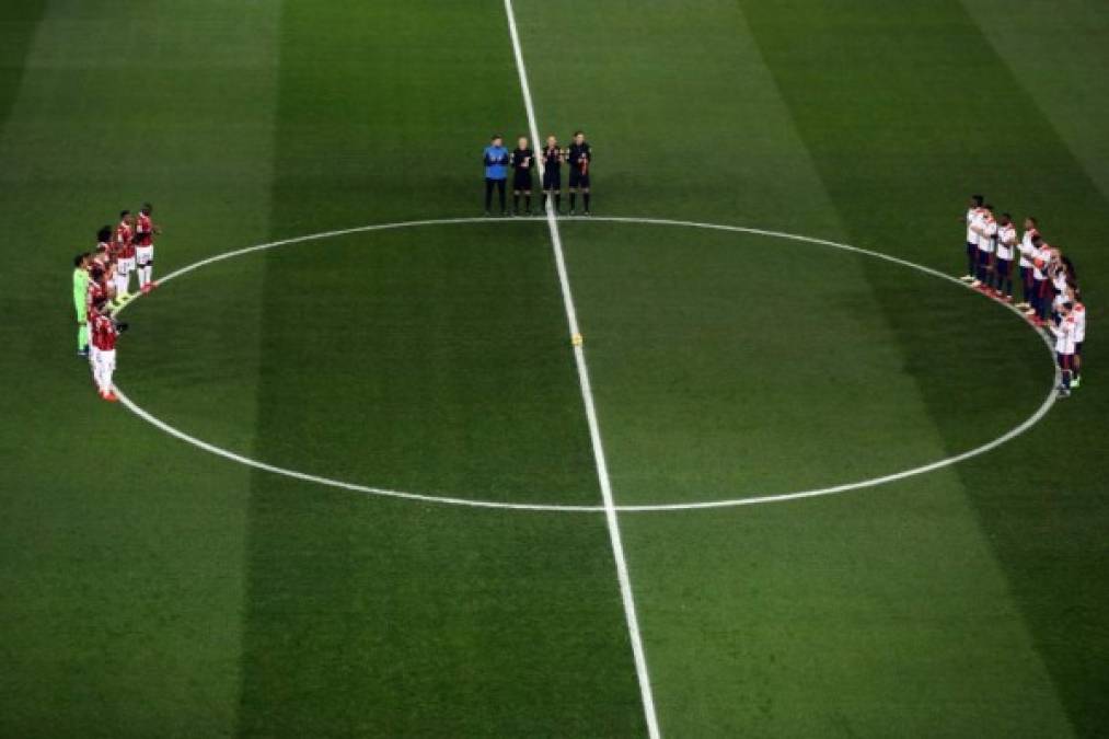 El Nantes perdió 2-4 ante el Nimes en el homenaje a Emiliano Sala.