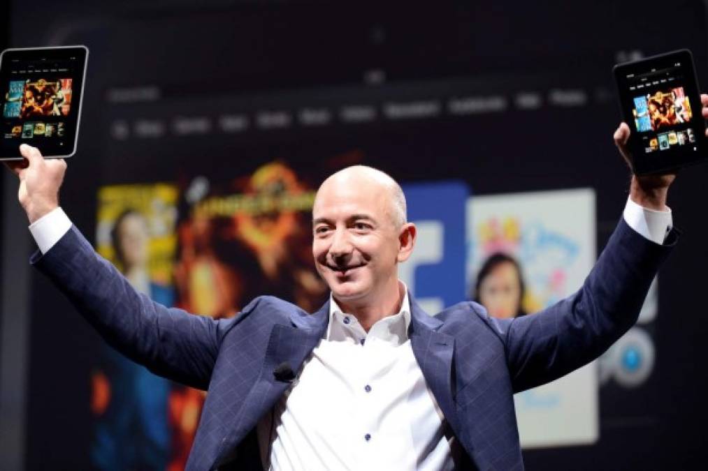 4. Jeff Bezos, fundador de Amazon, con 47.000 millones de dólares. En la clasificación, los puestos más altos se dividen entre jóvenes empresarios que se enriquecieron rápidamente gracias a internet.