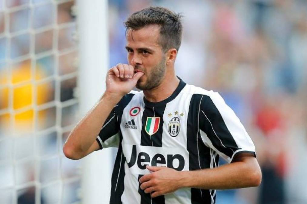 Miralem Pjanić: Mediocampista bosnio que cuenta con 28 años de edad y una de las figuras de la Juventus de Italia en las últimas campañas. El Real Madrid se ha interesado en sus servicios por si Modric se va.