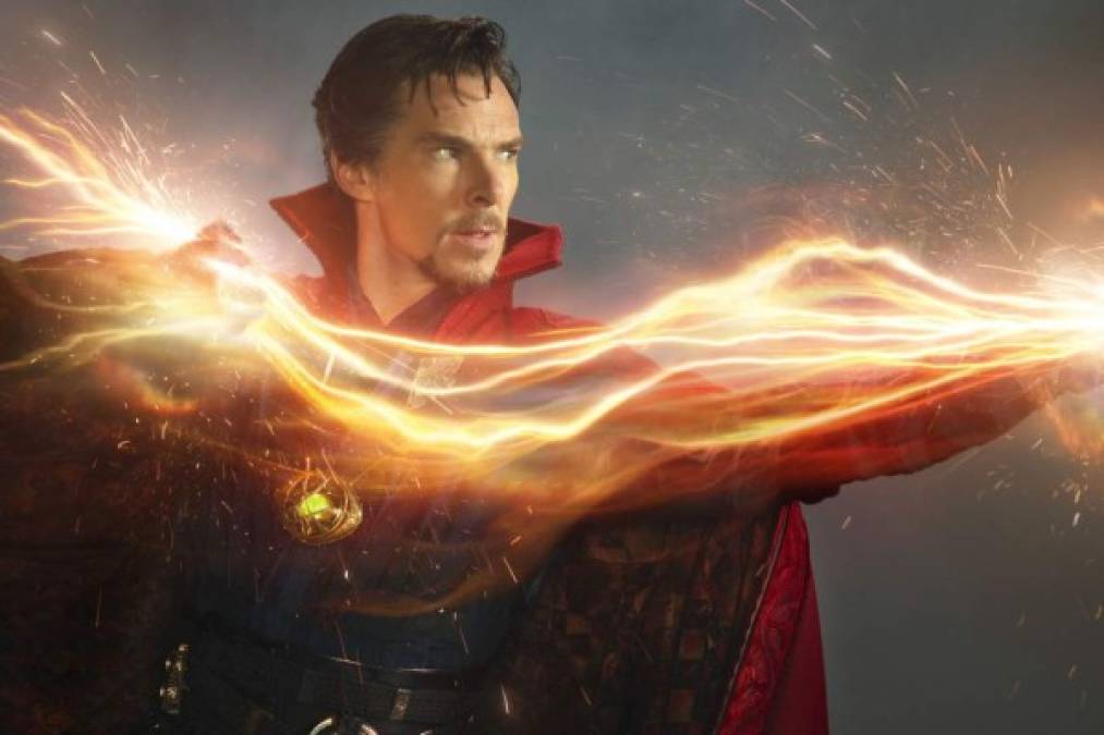 Doctor Strange no combate el mal con la fuerza, sino con poderes místicos que ha adquirido. Su trauma: haber sido un médico vanidoso, quien, tras sufrir un accidente que le impide ser cirujano, parte en una búsqueda espiritual.