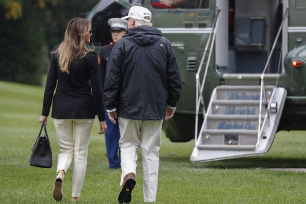 El bolso es una de los accesorios más costosos en el armario de la primera dama.