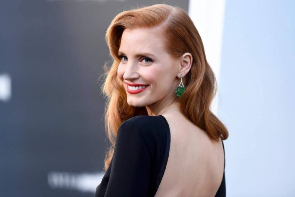 Jessica Chastain<br/>Origen: Sacramento, California, EU<br/>Edad: 43 años<br/>Red Power: su rol en 'La Noche Más Oscura', de 2012, le valió un Globo de Oro y otros premios; ha estado nominada dos veces al Óscar, y lo mismo hace blockbusters que joyas independientes. Es recordada por sus papeles en 'Interestelar', 'El Árbol de la Vida', 'Historias Cruzadas', 'Misión Rescate' y 'Molly's Game'.<br/>