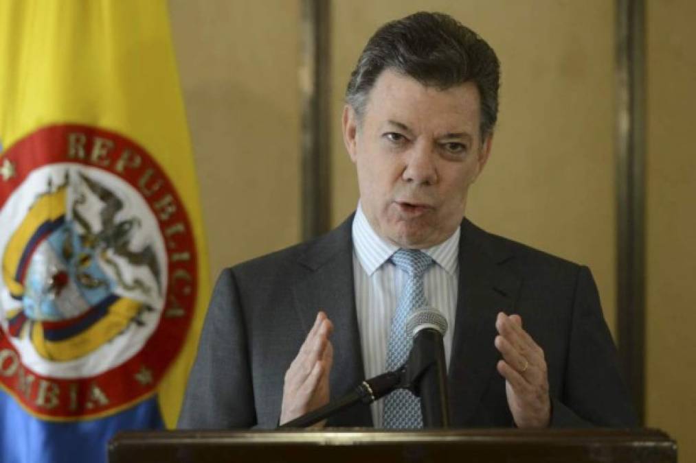 11. El no al tratado de paz en Colombia.<br/>El 2 de octubre, 6,419,759 ciudadanos de Colombia votaron por el no a la pregunta: “¿Apoya usted el acuerdo final para la terminación del conflicto y la construcción de una paz estable y duradera?”.<br/>El Gobierno convocó a los ciudadanos a un plebiscito luego de tener 4 años de negociación con las Fuerzas Armadas Revolucionarias de Colombia (Farc) para ponerle final a un conflicto bélico interno de 5 décadas. <br/>Tras el no, el Comité Noruego del Nobel decidió otorgarle el galardón de la paz al presidente Juan Manuel Santos por “sus decididos esfuerzos” para poner fin al conflicto. El mandatario continúa haciendo gestiones por la paz en Colombia.