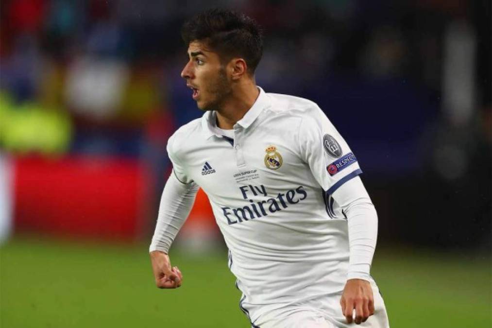 Marco Asensio: El mediapunta balear habló ayer en la cadena Ser de su futuro y dejó claro que su 'primera opción siempre es quedarme y ya veremos qué pasa el año que viene, pero mi intención es seguir en el Real Madrid. Es la idea que tengo metida en la cabeza'.