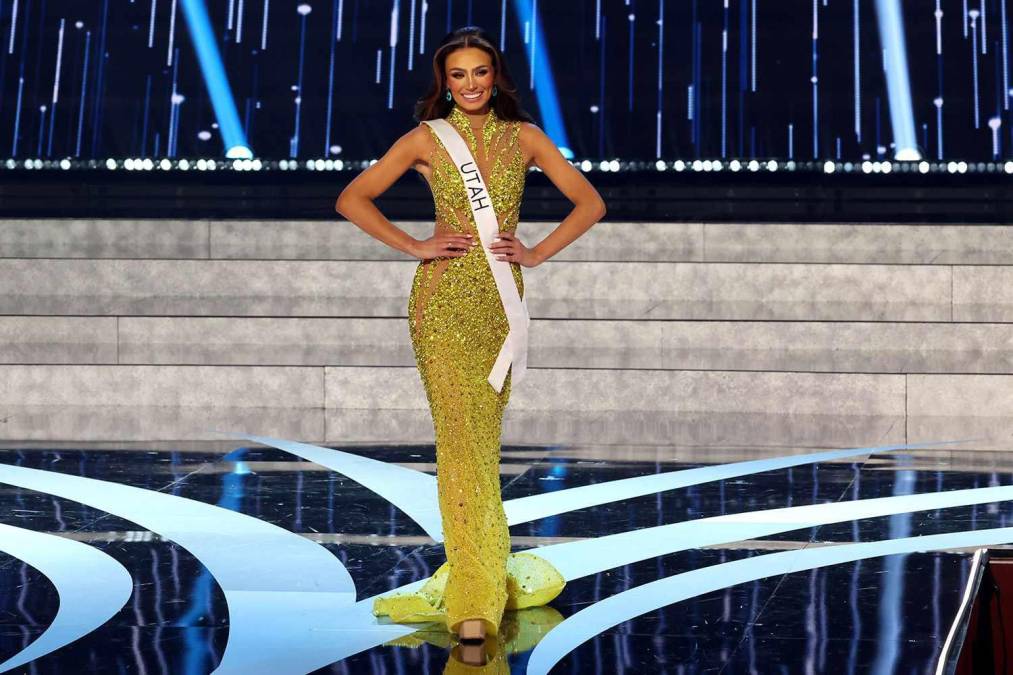 La modelo, quien es sobreviviente de cáncer, le dijo a la revista PEOPLE que, aunque a veces su victoria todavía no parece real, está emocionada de dejar su huella como la primera venezolana-estadounidense en convertirse en Miss Estados Unidos.