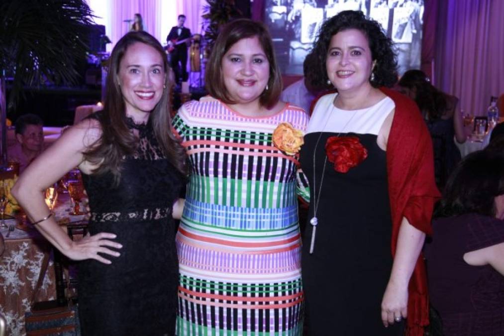 Ileana Berkeley, Isabel Díaz y Alice Miselem.