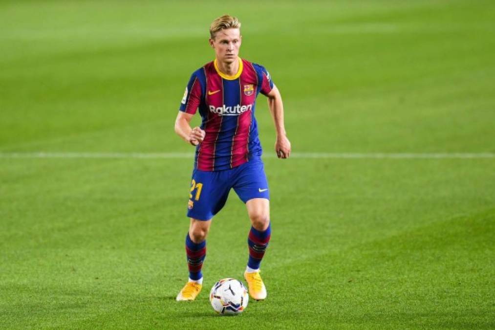 Frenkie de Jong - El holandés estará al lado de Busquets para aportar dinamismo al doble pivote. Pjanic es la tercera opción, pero sigue evidenciando que se encuentra lejos de su mejor estado de forma y difícilmente podría aguantar el ritmo de un clásico de este nivel.